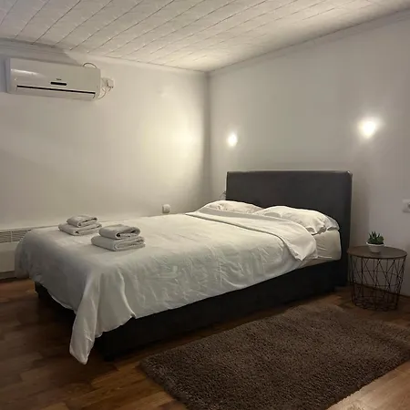 Vikendica Emily's House Celarevo